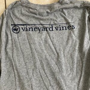 Vineyard Vines Heather Gray Tee pocket large